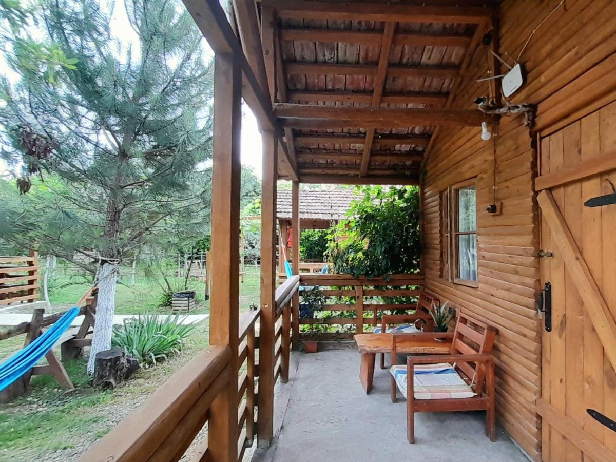 מרטווילי Tiny Houses Genacvale מראה חיצוני תמונה