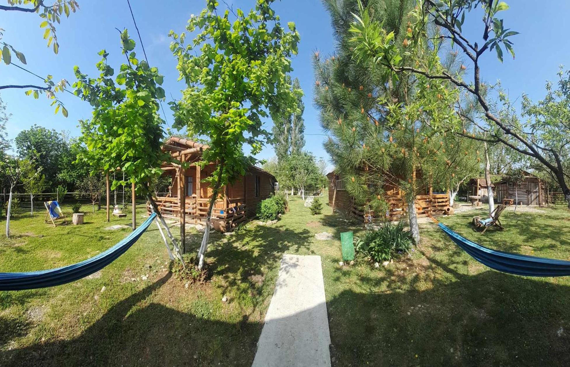 מרטווילי Tiny Houses Genacvale מראה חיצוני תמונה
